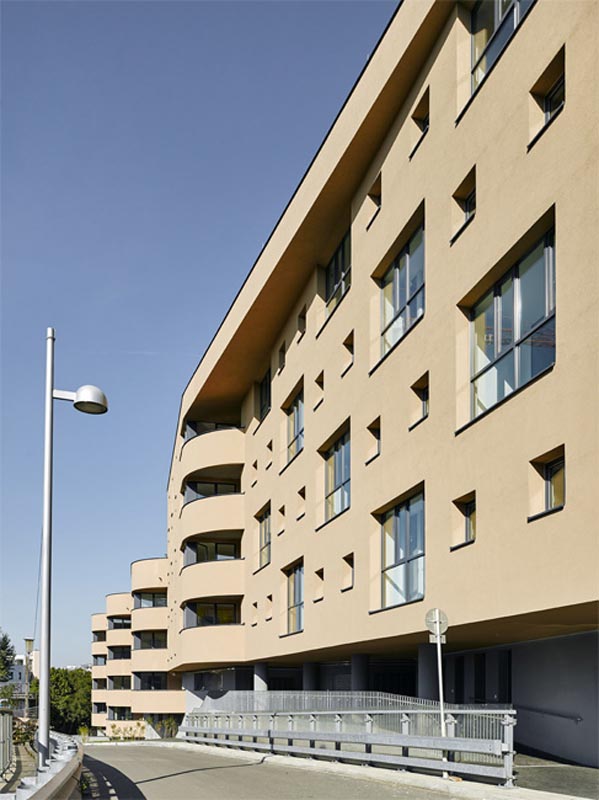 1736249556-gdr-2