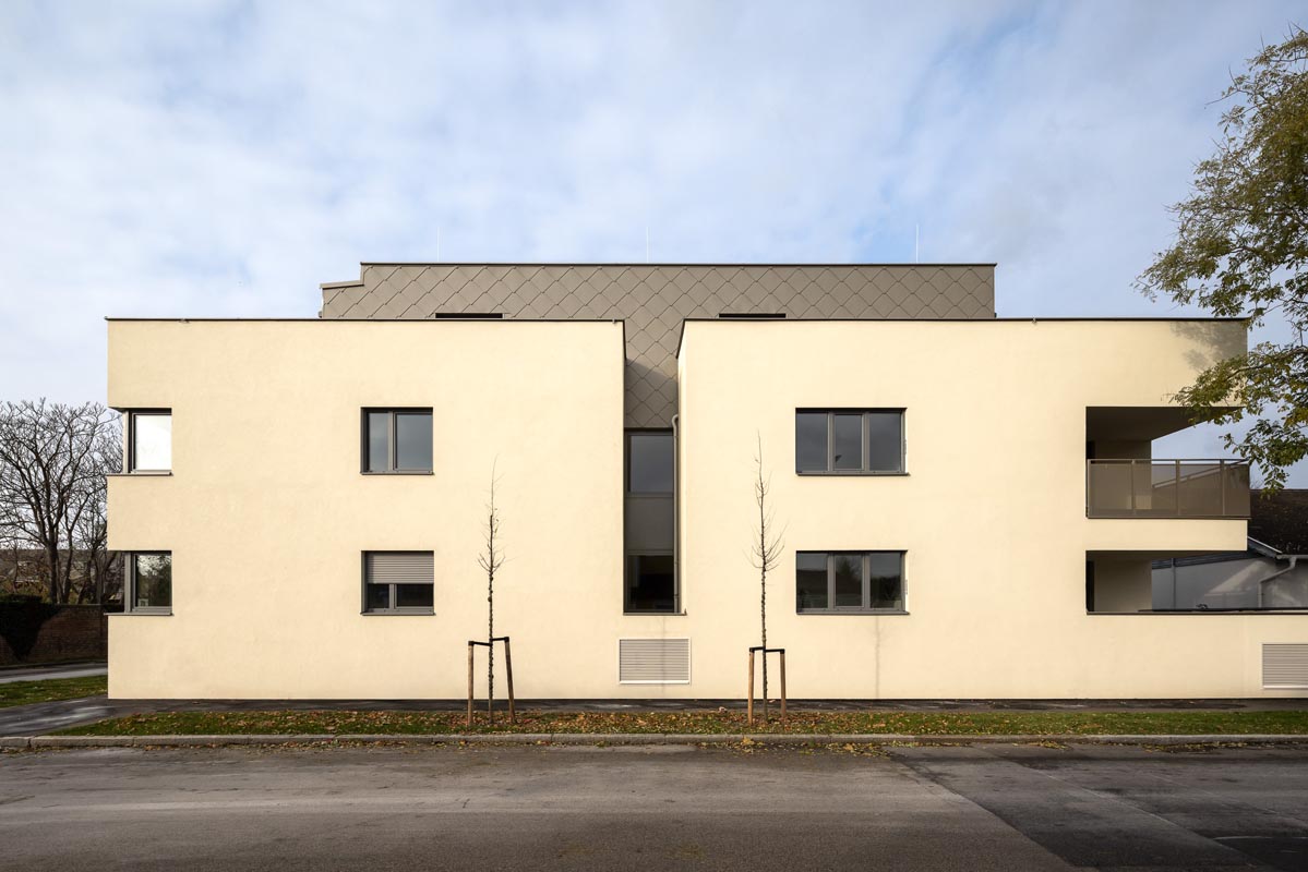 1734518191-neukettenhofer_web-8